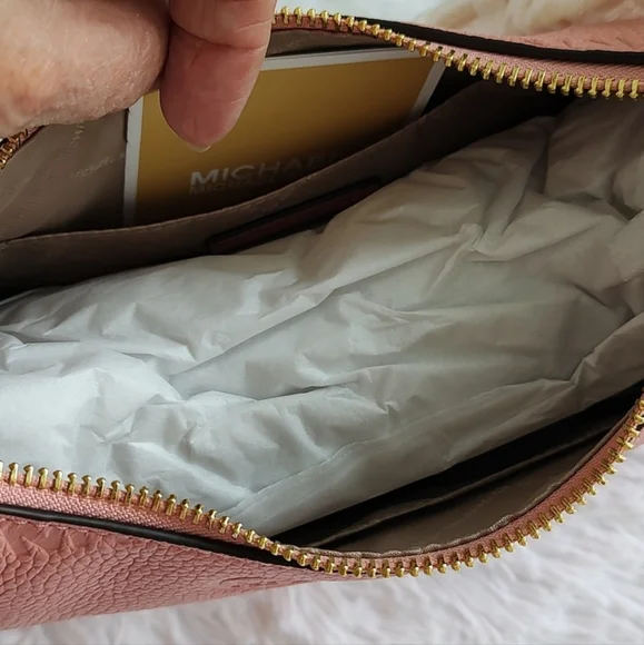 Michael Kors CORA - NWT - Picture 6 of 7